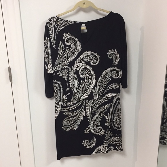 White House Black Market Women’s dress - Picture 2 of 3